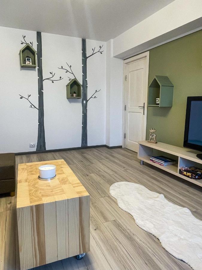 Tudor'S Mountain Retreat กัมปีนา ภายนอก รูปภาพ